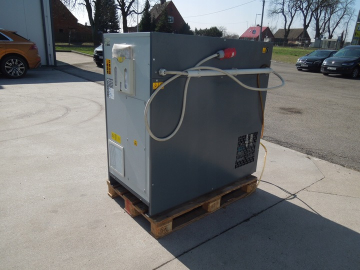 ATLAS COPCO GA15VSDFF - Air compressor: picture 2 ATLAS COPCO GA15VSDFF - Air compressor: picture 2