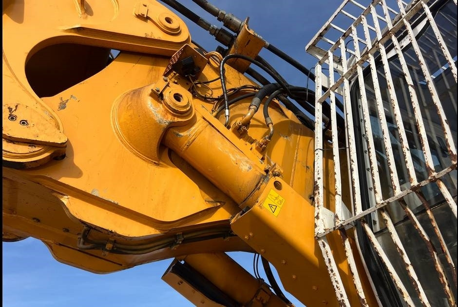 Crawler excavator Liebherr R 954 B HD Litronic Demolition Excavator: picture 12