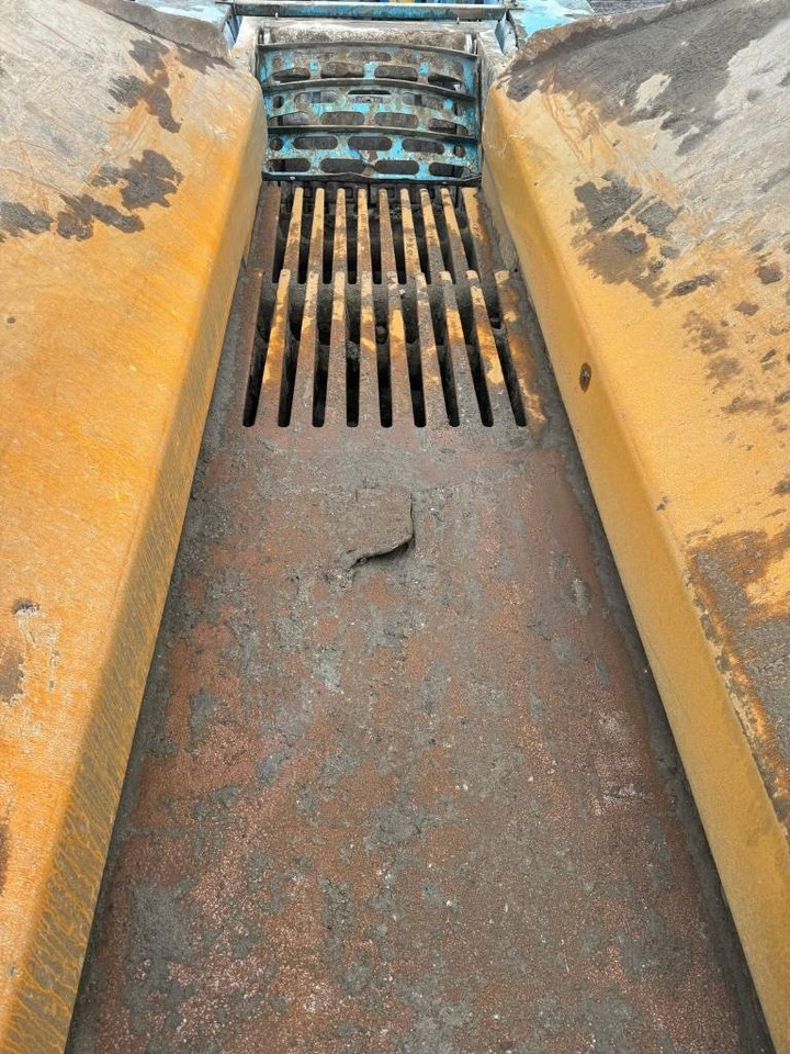 Mobile crusher PowerScreen Terex Pegson XR400: picture 13