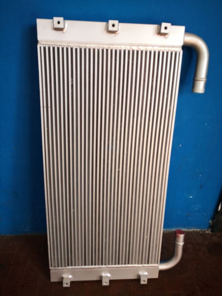 4650356 OILCOOLER HITACHI ZX270.3 280.3 - Radiator: picture 2 4650356 OILCOOLER HITACHI ZX270.3 280.3 - Radiator: picture 2