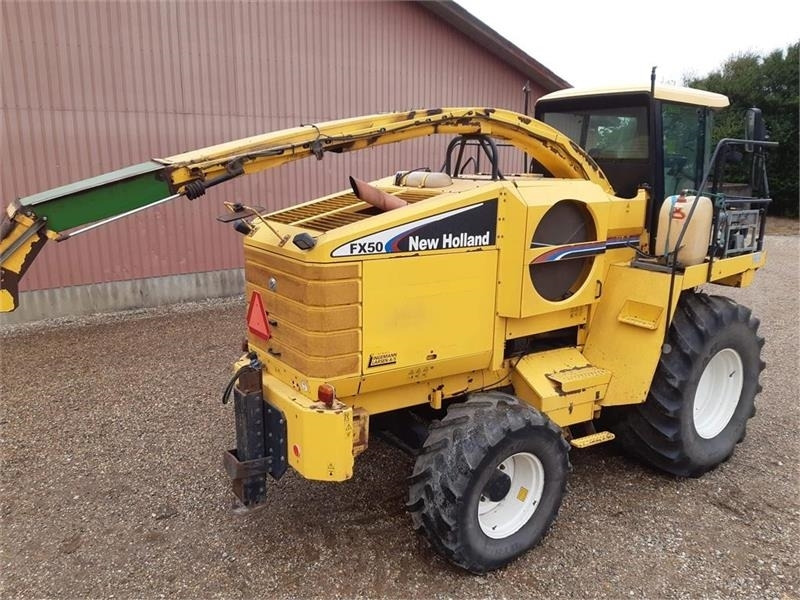 New Holland FX50 - Forage harvester: picture 3 New Holland FX50 - Forage harvester: picture 3