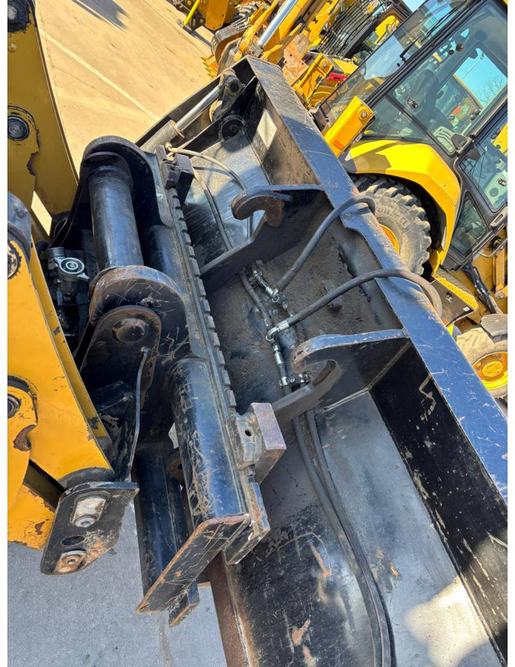 Lease a CAT 432F2 CAT 432F2: picture 13