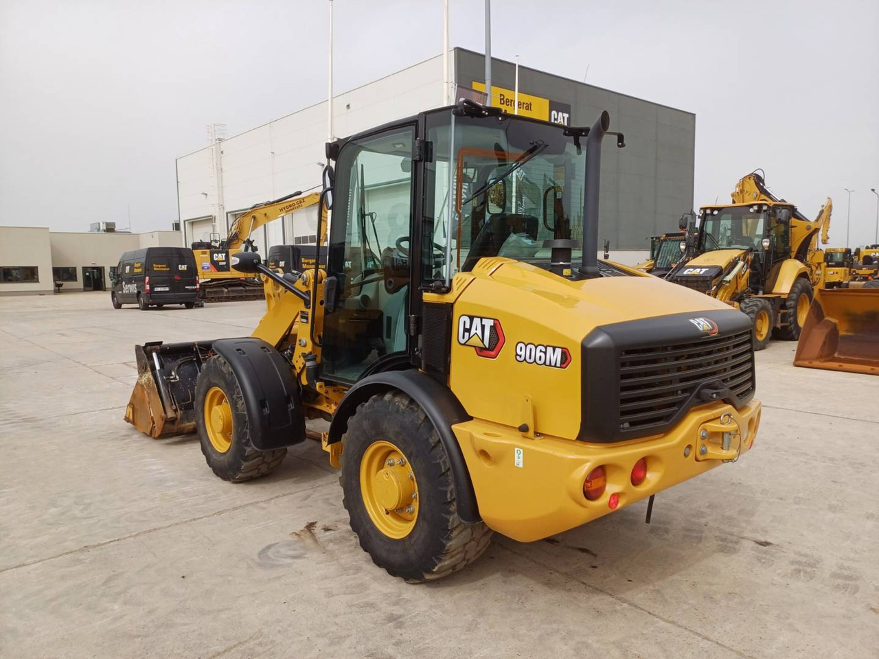 CAT 906M - Wheel loader: picture 4 CAT 906M - Wheel loader: picture 4
