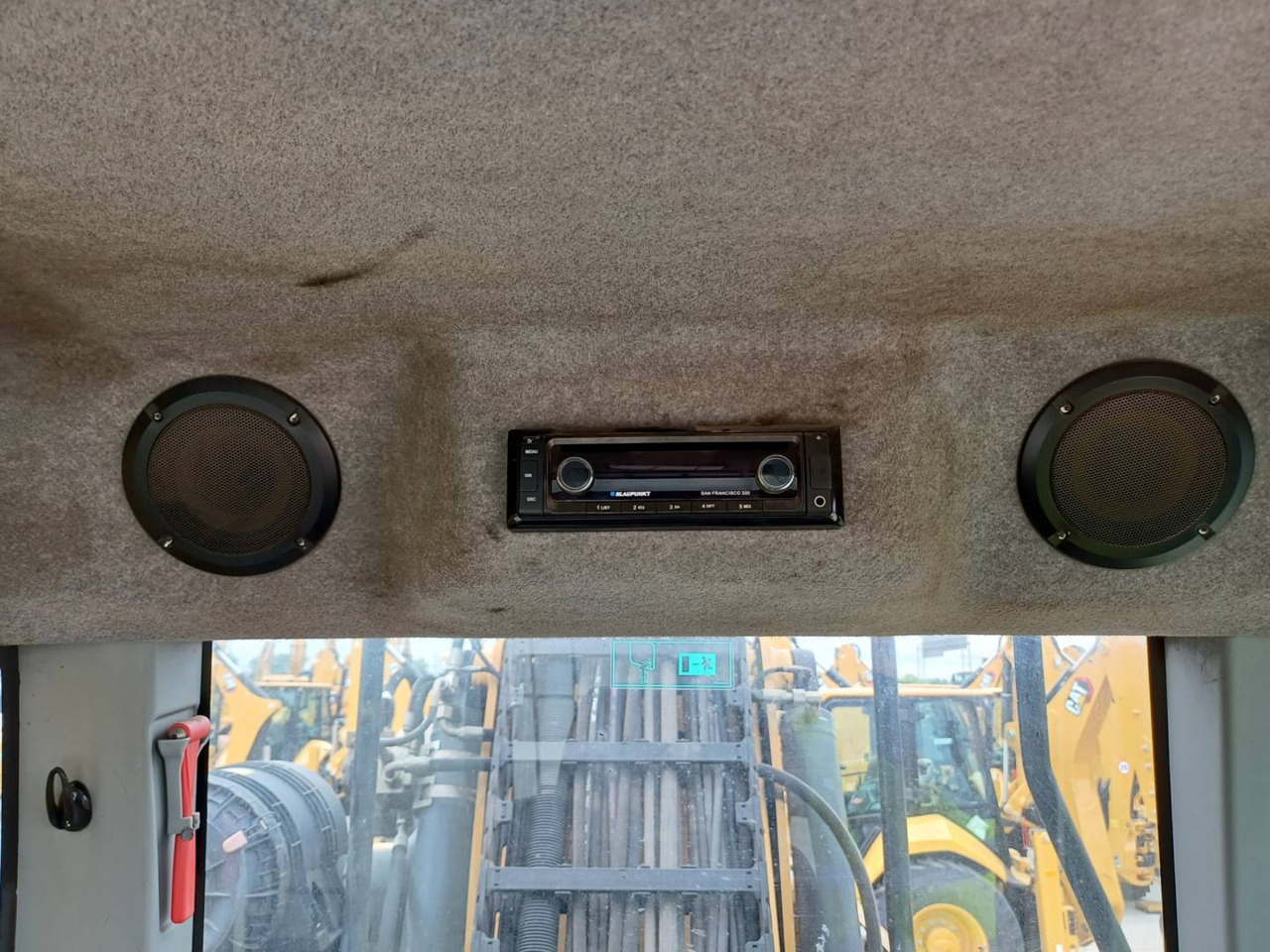 Waste/ Industry handler CAT MH3024: picture 21