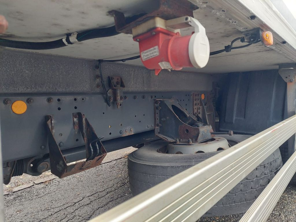 Refrigerator truck Iveco 190S40 Stralis 4x2, Euro 6, Carrier Supra 1150: picture 11 Refrigerator truck Iveco 190S40 Stralis 4x2, Euro 6, Carrier Supra 1150: picture 11