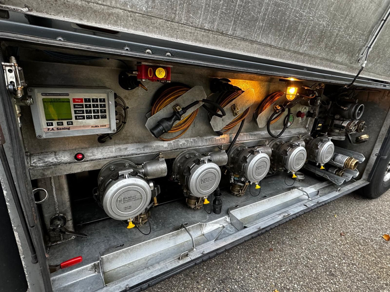 Tank semi-trailer Schrader ADR, Treibstoff Diesel/Benzin, 4 Kammern, Sening Schrader ADR, Treibstoff Diesel/Benzin, 4 Kammern, Sening: picture 14