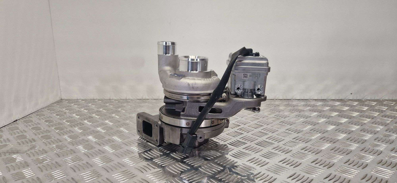 BorgWarner 11559880019 turbo JCB 320/06177 - Engine and parts for Construction machinery: picture 2 BorgWarner 11559880019 turbo JCB 320/06177 - Engine and parts for Construction machinery: picture 2