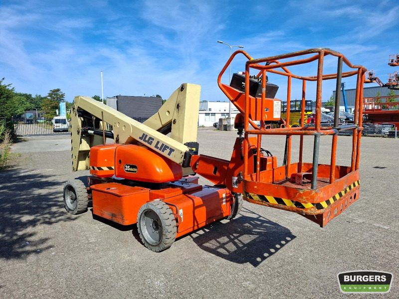 JLG N35E - Articulated boom: picture 2 JLG N35E - Articulated boom: picture 2