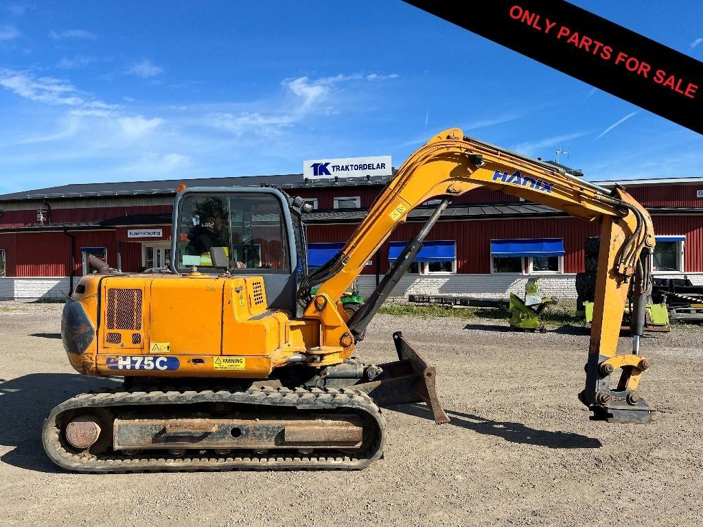 Hanix 75C Dismantled: only spare parts - Crawler excavator: picture 1 Hanix 75C Dismantled: only spare parts - Crawler excavator: picture 1