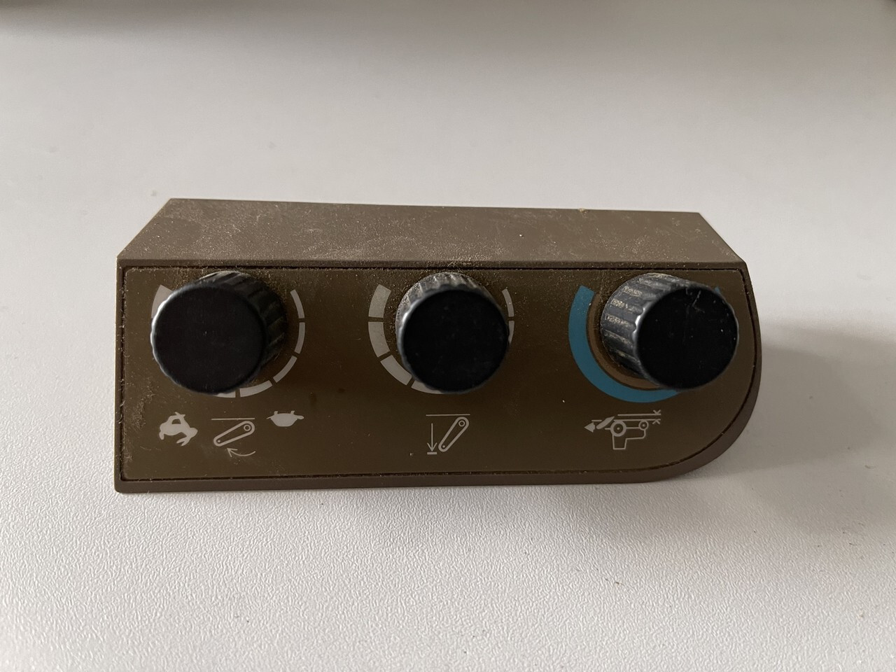 JOHN DEERE RE 566767-sterownik - Electrical system for Agricultural machinery: picture 1 JOHN DEERE RE 566767-sterownik - Electrical system for Agricultural machinery: picture 1