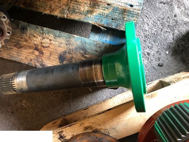 John Deere 6110 6210 6310 6410 6510 6610 - Półoś, Półoś tylna - Drive shaft for Agricultural machinery: picture 2 John Deere 6110 6210 6310 6410 6510 6610 - Półoś, Półoś tylna - Drive shaft for Agricultural machinery: picture 2