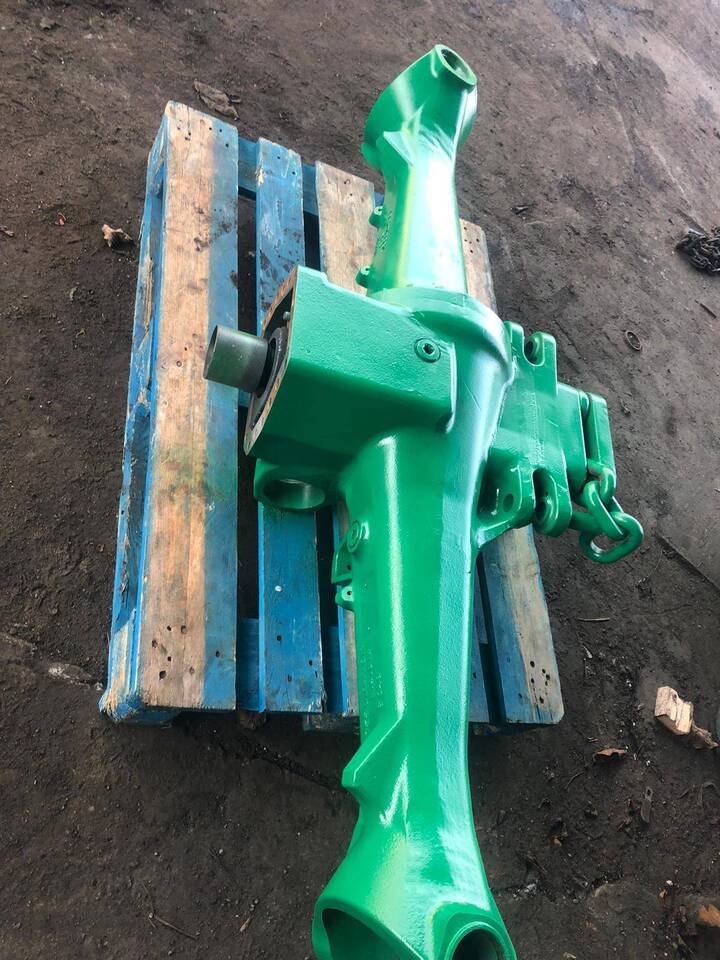 John Deere 6215R - Obudowa Mostu 755.01.046.61 - Axle and parts for Agricultural machinery: picture 4 John Deere 6215R - Obudowa Mostu 755.01.046.61 - Axle and parts for Agricultural machinery: picture 4