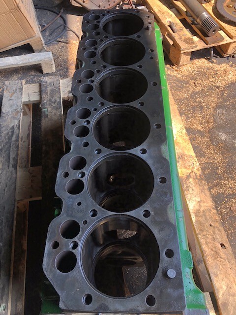 John Deere 6505 | 6600 | 6700 - Blok Cylindrów | Wałek Rozrządu | Wał Korbowy | Głowica Cylindrów - Engine and parts for Agricultural machinery: picture 3 John Deere 6505 | 6600 | 6700 - Blok Cylindrów | Wałek Rozrządu | Wał Korbowy | Głowica Cylindrów - Engine and parts for Agricultural machinery: picture 3