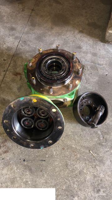 John Deere 6820 - Piasta - Wheel hub for Agricultural machinery: picture 3 John Deere 6820 - Piasta - Wheel hub for Agricultural machinery: picture 3