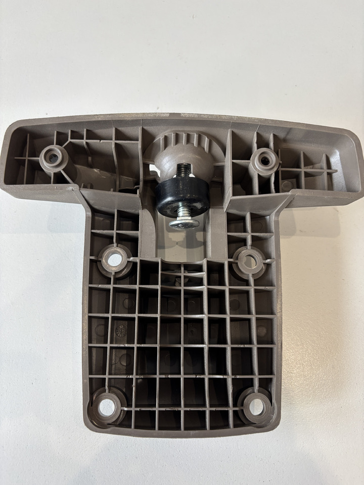 John Deere seria 6000 7000 8000 R - podstawa monitora wyświetlacza R562957 - Cab and interior for Agricultural machinery: picture 2 John Deere seria 6000 7000 8000 R - podstawa monitora wyświetlacza R562957 - Cab and interior for Agricultural machinery: picture 2