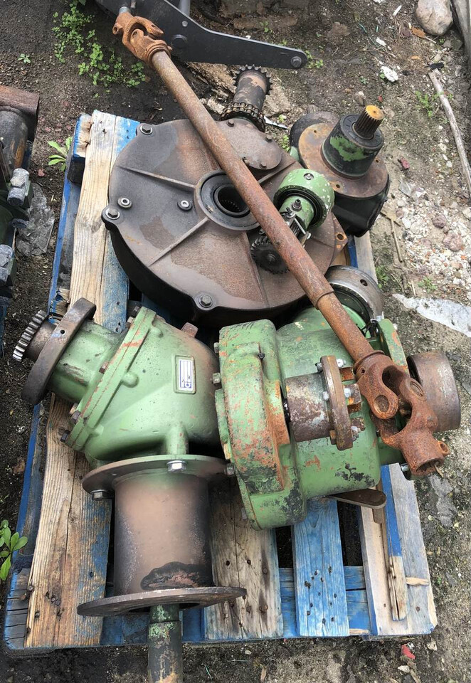 KRONE-prasa Big Pack/Krone- rotor iglica przekładnia - Transmission for Agricultural machinery: picture 1 KRONE-prasa Big Pack/Krone- rotor iglica przekładnia - Transmission for Agricultural machinery: picture 1