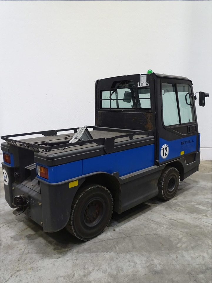 Linde P250 - Tow tractor: picture 2 Linde P250 - Tow tractor: picture 2