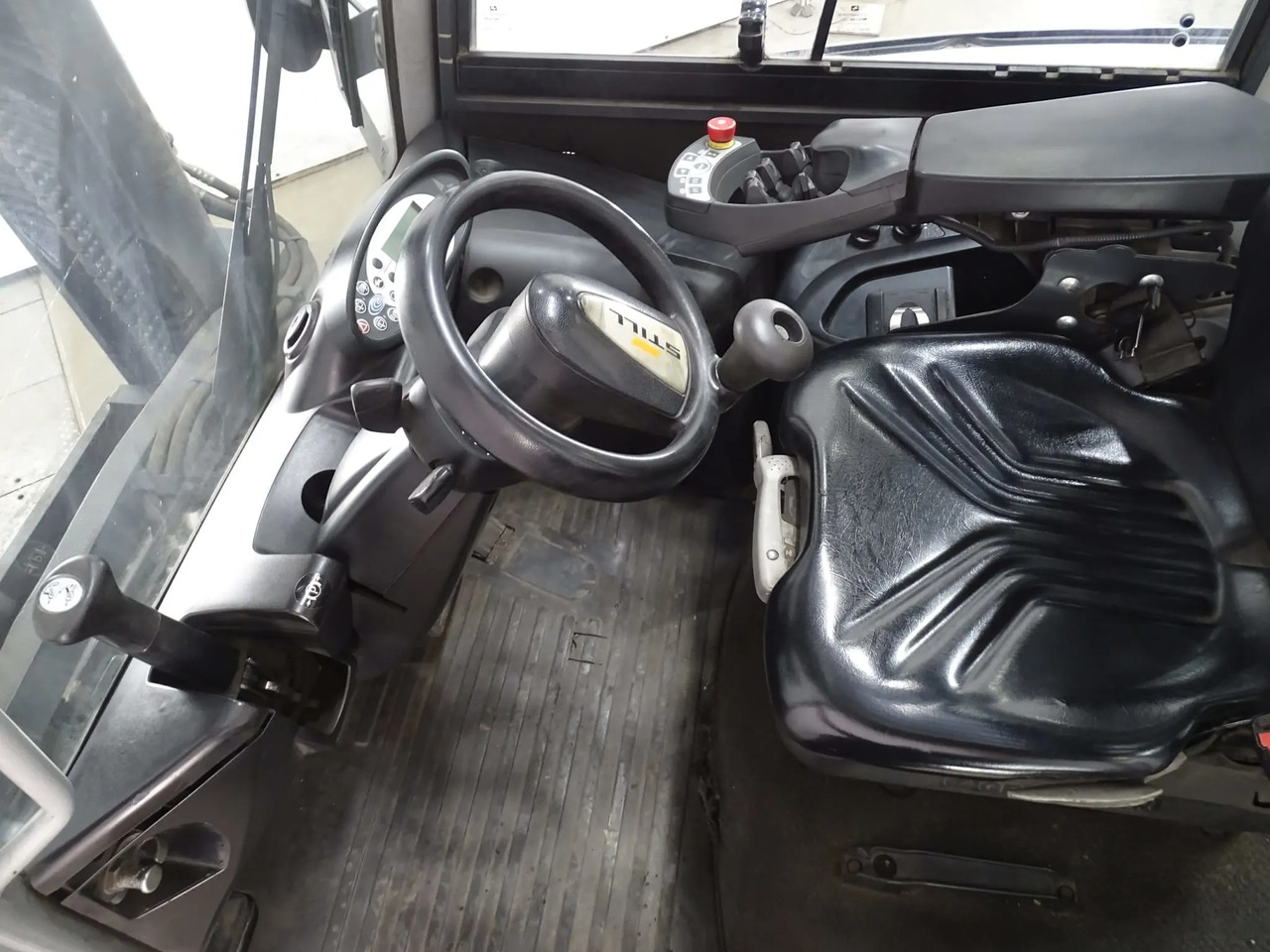 STILL RX70-70 - Diesel forklift: picture 3 STILL RX70-70 - Diesel forklift: picture 3