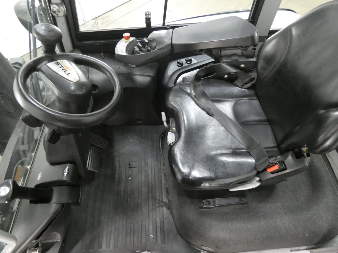 STILL RX70-80/900 - Diesel forklift: picture 3 STILL RX70-80/900 - Diesel forklift: picture 3