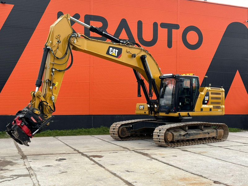 Caterpillar 330 3D / ROTOTILT / AC / CENTRAL LUBRICATION - Crawler excavator: picture 1 Caterpillar 330 3D / ROTOTILT / AC / CENTRAL LUBRICATION - Crawler excavator: picture 1