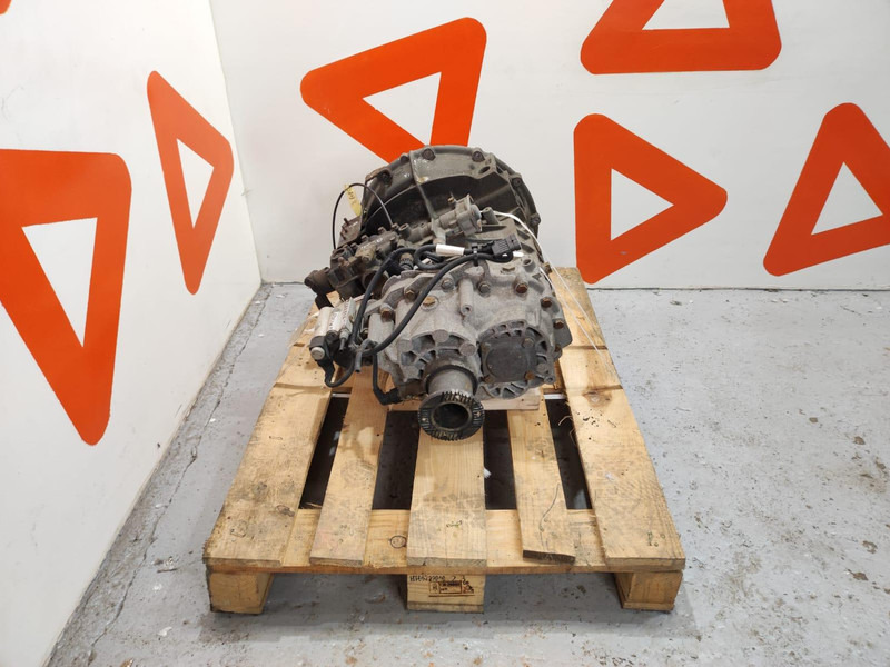 Iveco ZF 6S700TO GEARBOX - Gearbox for Truck: picture 4 Iveco ZF 6S700TO GEARBOX - Gearbox for Truck: picture 4