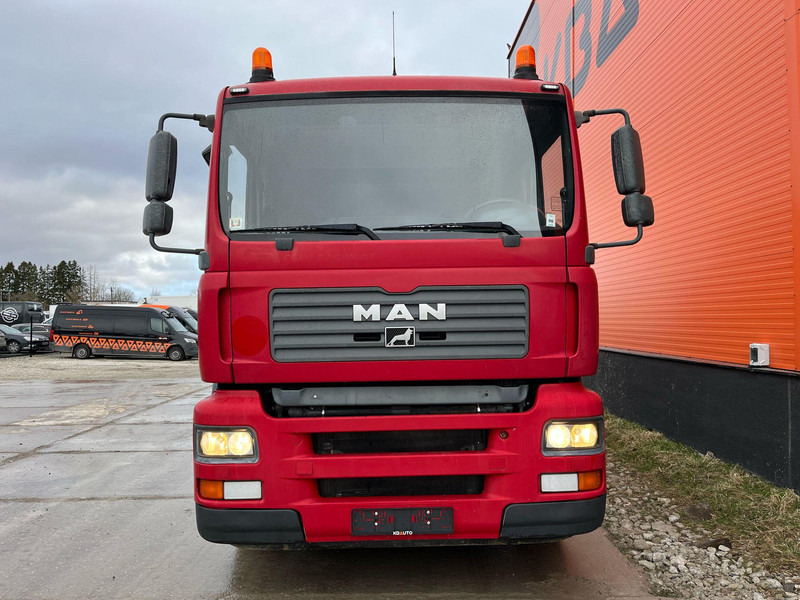 MAN TGA 26.360 6X2 Schäfer SRH 10000 / 3105 hours - Tank truck: picture 2 MAN TGA 26.360 6X2 Schäfer SRH 10000 / 3105 hours - Tank truck: picture 2