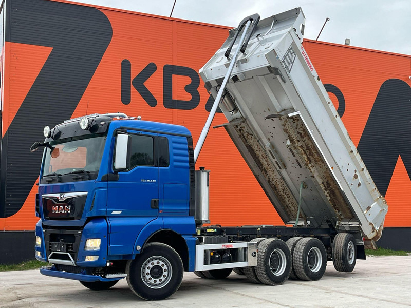 MAN TGX 35.640 8x4*4 INTARDER / BOX L=6010 mm - Tipper: picture 2 MAN TGX 35.640 8x4*4 INTARDER / BOX L=6010 mm - Tipper: picture 2