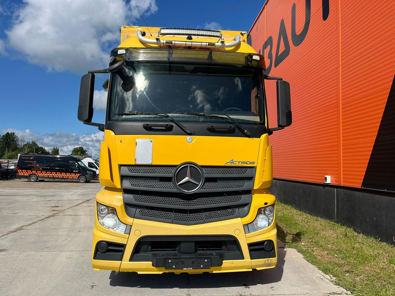 Mercedes-Benz Actros 2545 6x2*4 BOX L=7400mm - Box truck: picture 2 Mercedes-Benz Actros 2545 6x2*4 BOX L=7400mm - Box truck: picture 2