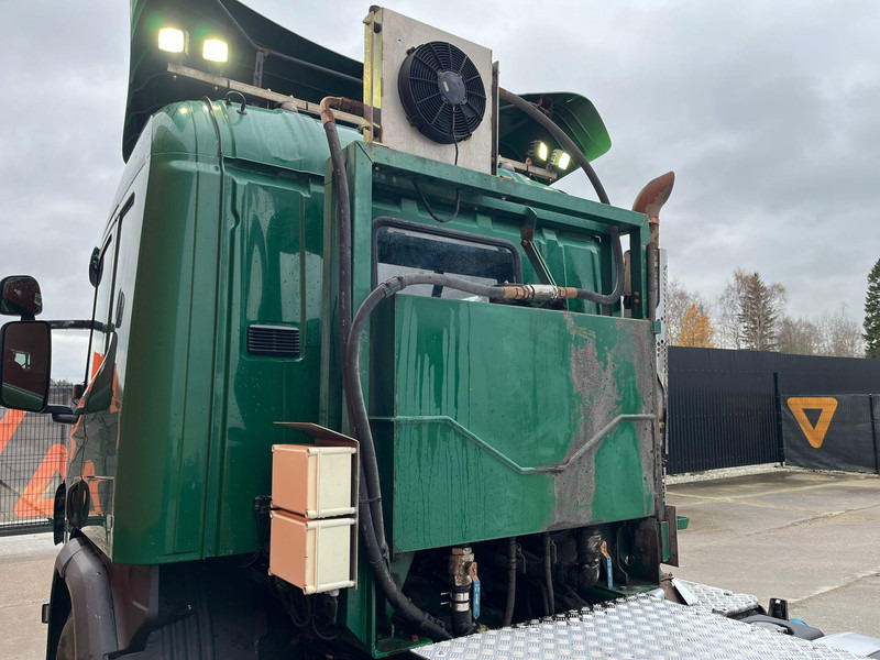 Cab chassis truck Scania P 450 8x4*4 FOR SALE AS CHASSIS / HYDRAULICS: picture 13