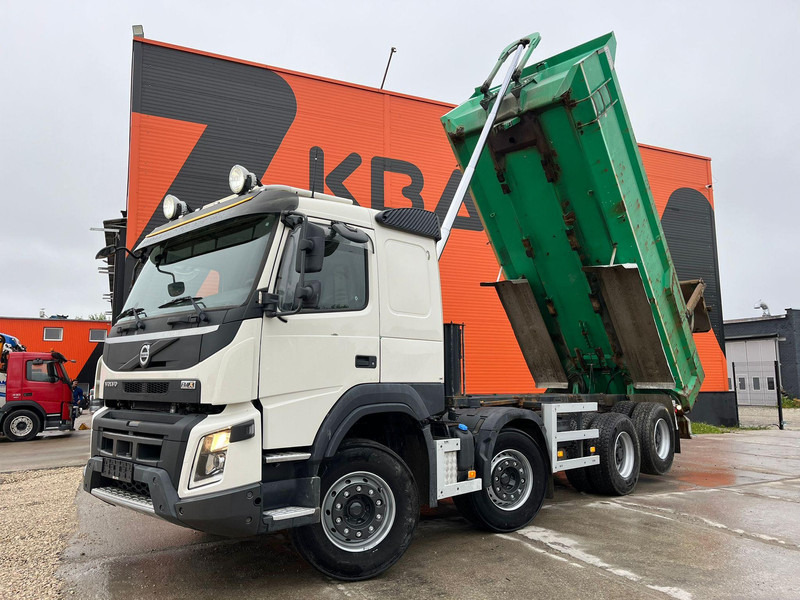 Volvo FMX 540 8x4 TANDEM AXLE LIFT / BIG AXLES / BOX L=5695 mm - Tipper: picture 2 Volvo FMX 540 8x4 TANDEM AXLE LIFT / BIG AXLES / BOX L=5695 mm - Tipper: picture 2