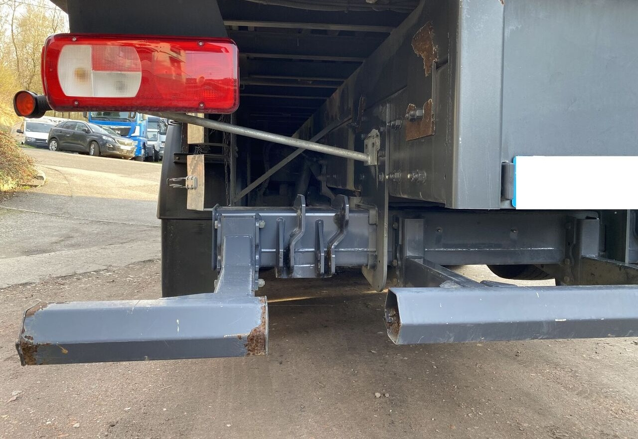 Dropside/ Flatbed truck, Crane truck DAF CF 85 410: picture 16