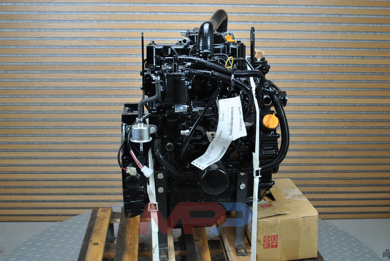 Yanmar Yanmar 3TNE84T - 3TNV84T - Engine: picture 4 Yanmar Yanmar 3TNE84T - 3TNV84T - Engine: picture 4
