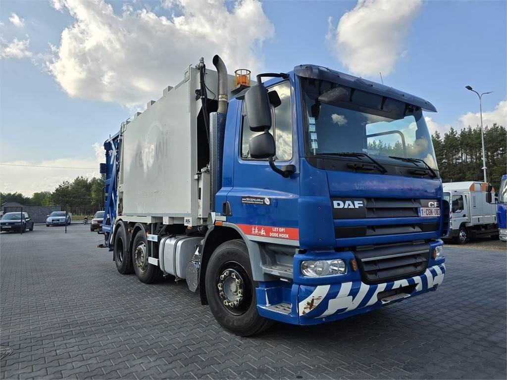 DAF LF 2011 MOL PUSHER 2000 Garbage Truck - Garbage truck: picture 1 DAF LF 2011 MOL PUSHER 2000 Garbage Truck - Garbage truck: picture 1