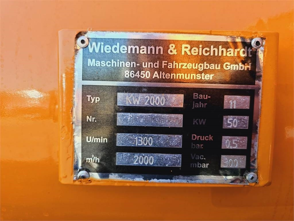 MAN SUPER 2000 4x2 WUKO RECYKLING for collecting liqui - Vacuum truck: picture 4 MAN SUPER 2000 4x2 WUKO RECYKLING for collecting liqui - Vacuum truck: picture 4