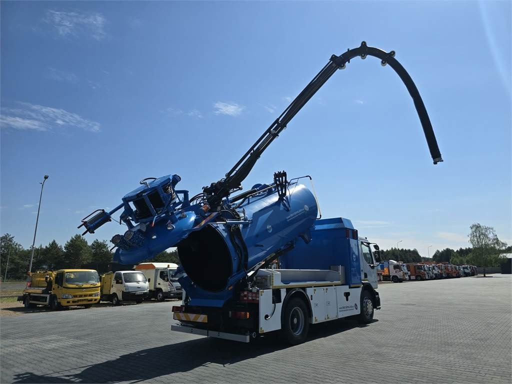 Renault 4x2 WUKO RIVARD for collecting liquid waste  - Vacuum truck: picture 1 Renault 4x2 WUKO RIVARD for collecting liquid waste  - Vacuum truck: picture 1