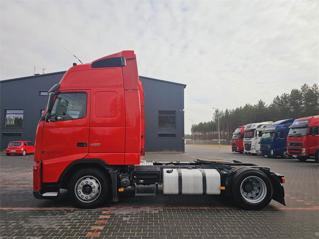 Volvo FH13 XXL EURO 5 2011 + KRONE MEGA RAISE - Tractor unit: picture 5 Volvo FH13 XXL EURO 5 2011 + KRONE MEGA RAISE - Tractor unit: picture 5