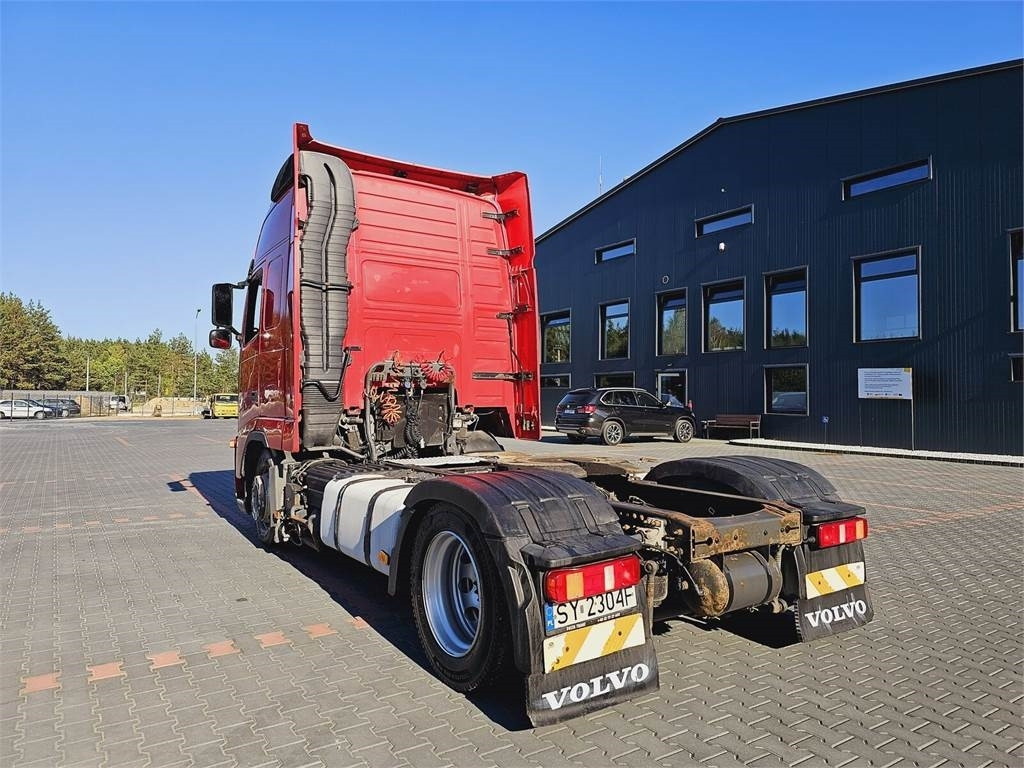 Volvo FH13 XXL MANUAL 420 EURO 5 2011 r MEGA LOW DECK  - Tractor unit: picture 4 Volvo FH13 XXL MANUAL 420 EURO 5 2011 r MEGA LOW DECK  - Tractor unit: picture 4