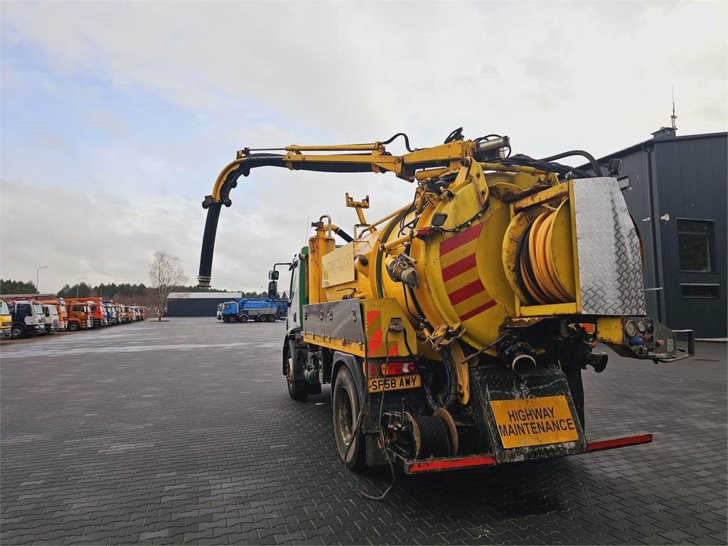 Volvo FULLER TANKERS 2008 WUKO for collecting liquid was - Vacuum truck: picture 3 Volvo FULLER TANKERS 2008 WUKO for collecting liquid was - Vacuum truck: picture 3