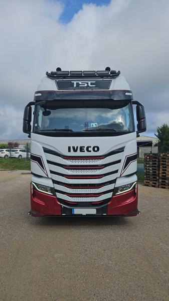 Iveco S-WAY AS 440 S - Tractor unit: picture 2 Iveco S-WAY AS 440 S - Tractor unit: picture 2
