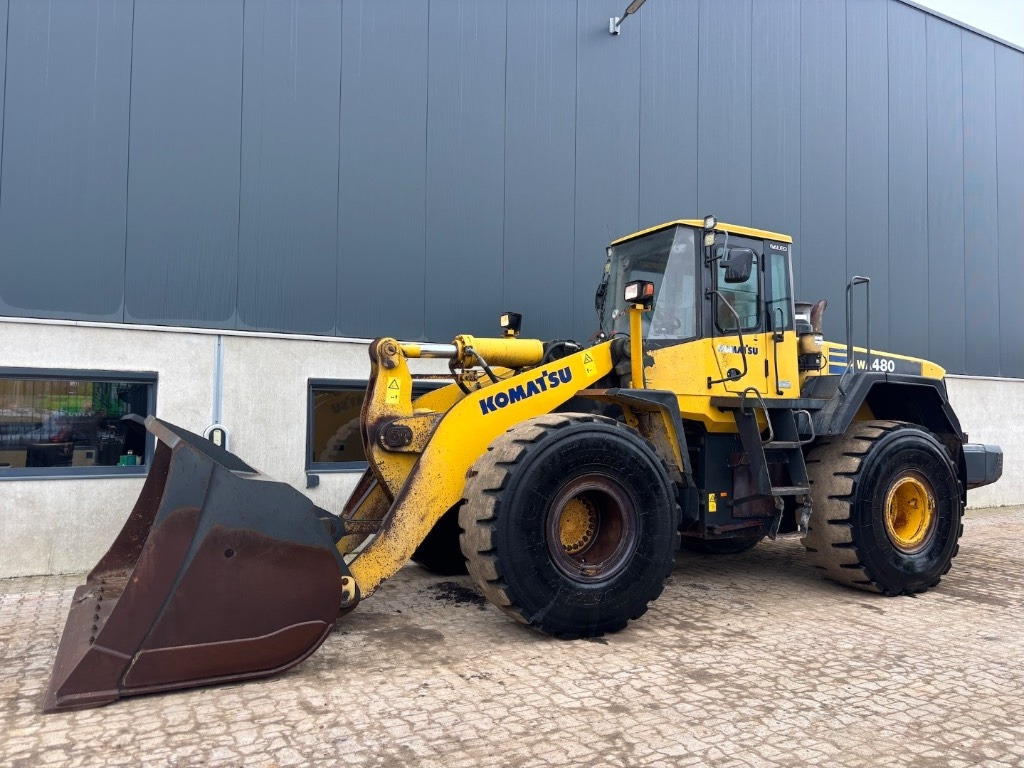 Komatsu WA 480-5 - WA 480-5H - WA470-5 - WA 480 - Wheel loader: picture 1 Komatsu WA 480-5 - WA 480-5H - WA470-5 - WA 480 - Wheel loader: picture 1