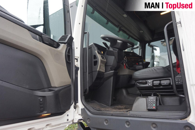 Tractor unit MAN TGX 26.510 6x2/4 BL SA / PTO / HYDRAULIK / RETARDE: picture 8
