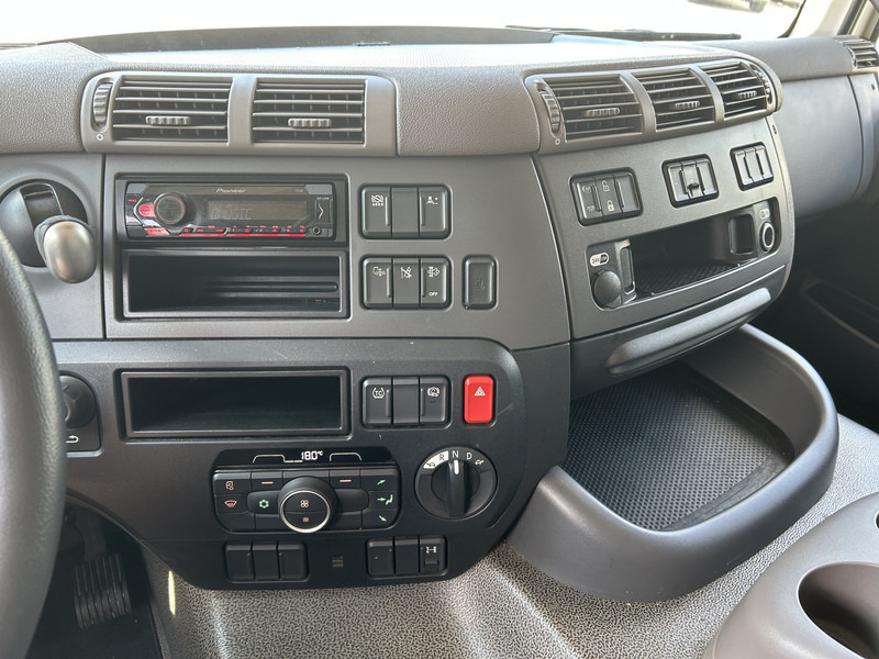 Refrigerator truck DAF CF 260 FA / Carrier Koeler - 30 gr / Chereau Frigobox / Laadklep 2000 kg: picture 6