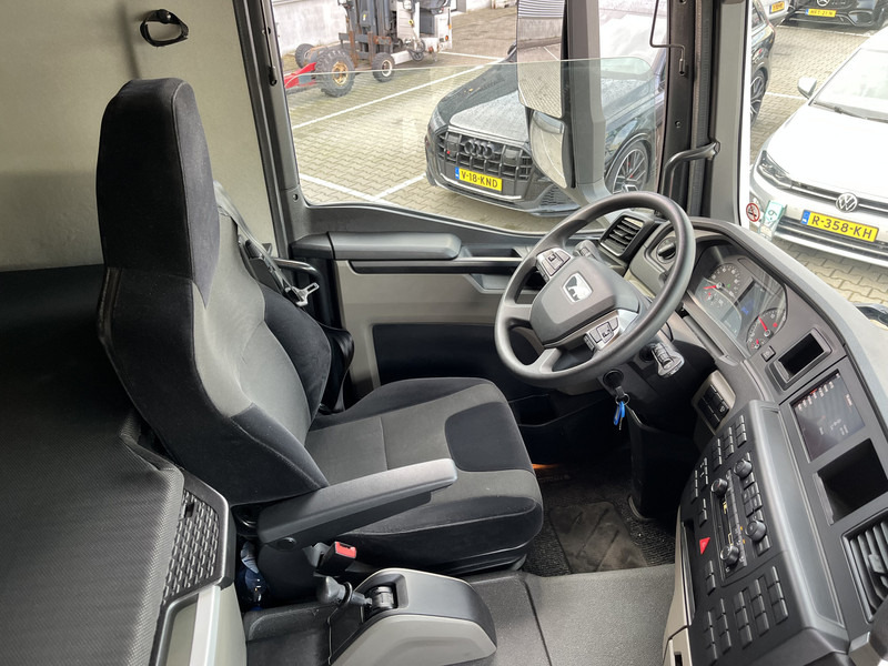 MAN TGM 18.250 TN / 18 Ton / 2023 / Box 7.5 mtr / Laadklep 2000 kg / APK 07-26 - Box truck: picture 3 MAN TGM 18.250 TN / 18 Ton / 2023 / Box 7.5 mtr / Laadklep 2000 kg / APK 07-26 - Box truck: picture 3