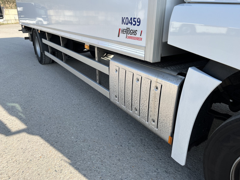 Lease a Mercedes-Benz Actros 2124 / 2023 / 18 Ton / Box / Laadklep Mercedes-Benz Actros 2124 / 2023 / 18 Ton / Box / Laadklep: picture 17