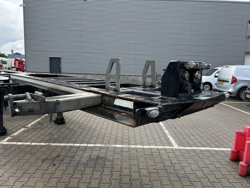 Renders Euro 925 / Container Chassis / 2x 20 - 40 - 45 FT / Drum / APK TUV 07-26 - Container transporter/ Swap body semi-trailer: picture 3 Renders Euro 925 / Container Chassis / 2x 20 - 40 - 45 FT / Drum / APK TUV 07-26 - Container transporter/ Swap body semi-trailer: picture 3