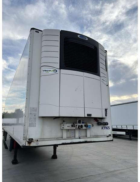 Schmitz Cargobull SCB S3B / Carrier Vector 1550 Frigo / Disk / APK TUV 04-26 - Refrigerator semi-trailer: picture 5 Schmitz Cargobull SCB S3B / Carrier Vector 1550 Frigo / Disk / APK TUV 04-26 - Refrigerator semi-trailer: picture 5