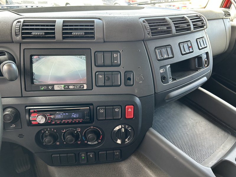 DAF CF 400 FT Space Cab / 957 dkm / NL Truck / APK TUV 02-26 - Tractor unit: picture 5 DAF CF 400 FT Space Cab / 957 dkm / NL Truck / APK TUV 02-26 - Tractor unit: picture 5