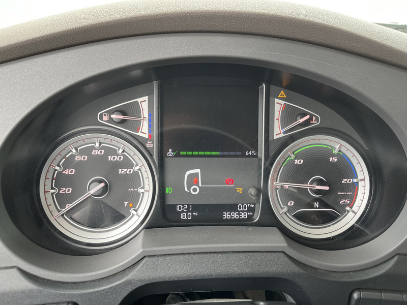 DAF XF 480 FTP Space Cab / 6x2 / Stand klima / APK TUV 10-25 - Tractor unit: picture 4 DAF XF 480 FTP Space Cab / 6x2 / Stand klima / APK TUV 10-25 - Tractor unit: picture 4