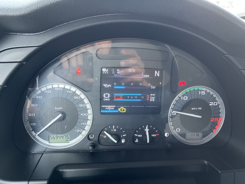 Iveco S-Way AT 420 / Full LED / 569 dkm / 2 Tanks / 2 Fridge / APK TUV 03-26 - Tractor unit: picture 4 Iveco S-Way AT 420 / Full LED / 569 dkm / 2 Tanks / 2 Fridge / APK TUV 03-26 - Tractor unit: picture 4