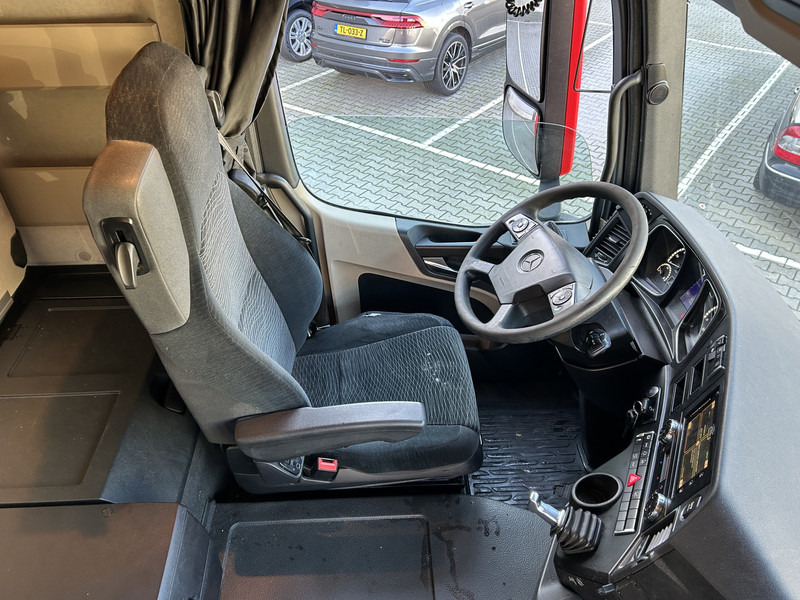 Mercedes-Benz Actros 1842 LS Streamspace / 934 dkm / NL Truck / APK TUV 03-26 - Tractor unit: picture 3 Mercedes-Benz Actros 1842 LS Streamspace / 934 dkm / NL Truck / APK TUV 03-26 - Tractor unit: picture 3